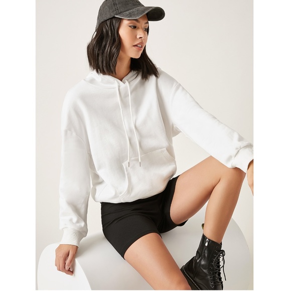Rouge! Tops - White Drawstring Front Pocket Hoodie Sweatshirt